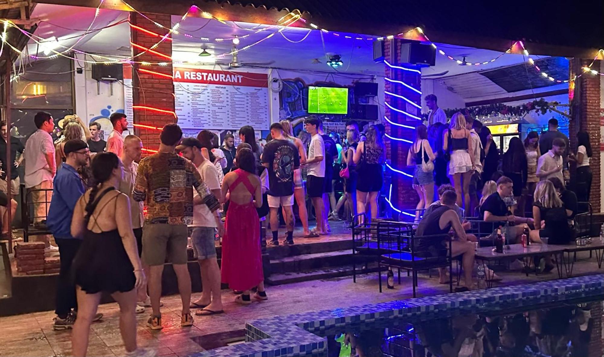 Nana Backpackers Hostel Ванг Виенг Екстериор снимка